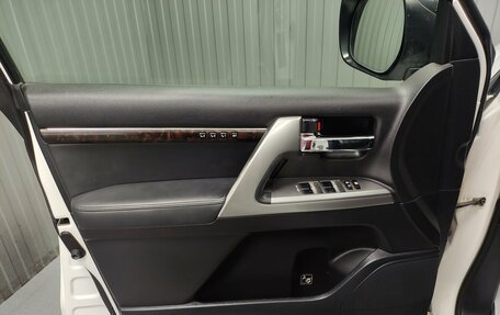 Toyota Land Cruiser 200, 2014 год, 4 799 000 рублей, 13 фотография