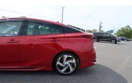 Toyota Prius IV XW50, 2022 год, 1 808 000 рублей, 6 фотография