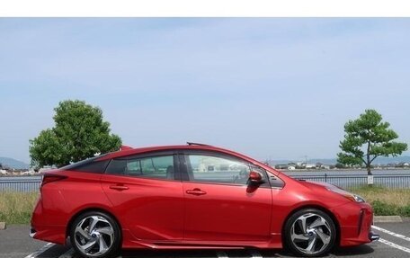 Toyota Prius IV XW50, 2022 год, 1 808 000 рублей, 12 фотография