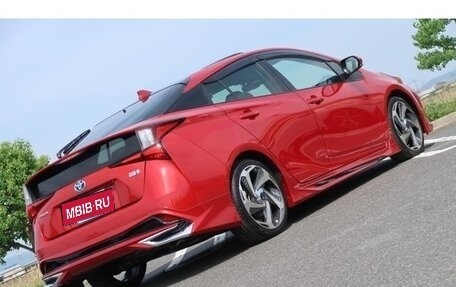 Toyota Prius IV XW50, 2022 год, 1 808 000 рублей, 14 фотография
