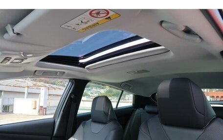 Toyota Prius IV XW50, 2022 год, 1 808 000 рублей, 36 фотография