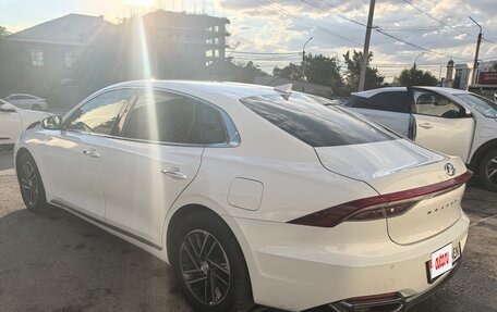 Hyundai Grandeur, 2022 год, 1 600 000 рублей, 2 фотография