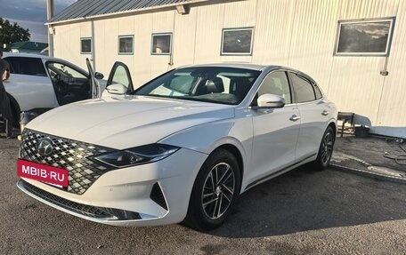 Hyundai Grandeur, 2022 год, 1 600 000 рублей, 3 фотография
