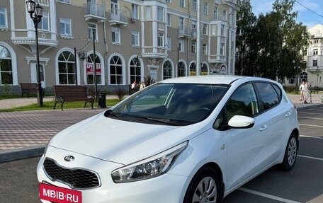 KIA cee'd III, 2012 год, 1 290 000 рублей, 3 фотография