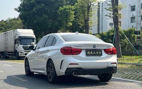 BMW 1 серия, 2023 год, 1 680 000 рублей, 7 фотография