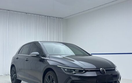 Volkswagen Golf VIII, 2021 год, 1 920 000 рублей, 3 фотография