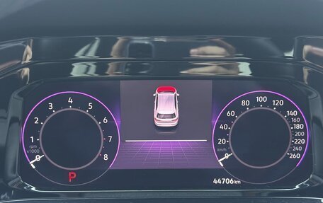 Volkswagen Golf VIII, 2021 год, 1 920 000 рублей, 10 фотография