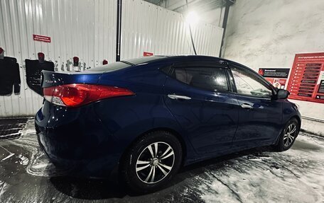 Hyundai Avante, 2011 год, 800 000 рублей, 1 фотография