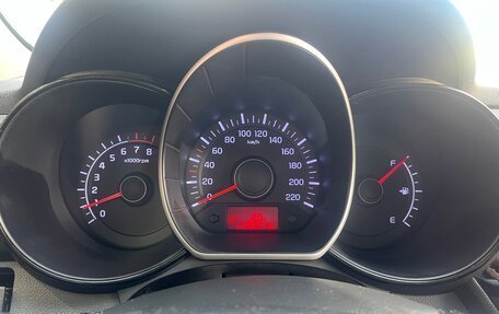 KIA Rio III рестайлинг, 2014 год, 740 000 рублей, 17 фотография