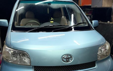 Toyota Porte II, 2005 год, 650 000 рублей, 10 фотография
