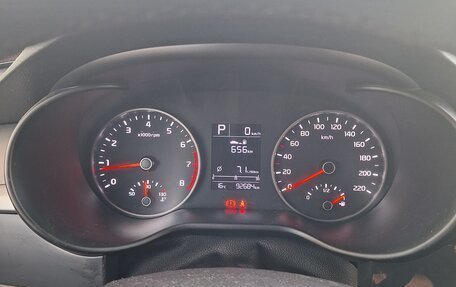 KIA Rio IV, 2018 год, 1 600 000 рублей, 8 фотография