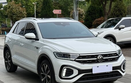 Volkswagen T-Roc I, 2025 год, 1 905 000 рублей, 3 фотография