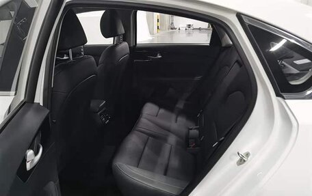 KIA K3, 2021 год, 20 фотография