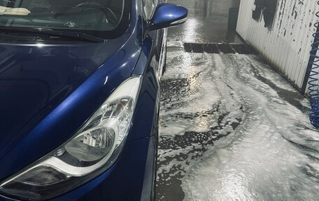 Hyundai Avante, 2011 год, 800 000 рублей, 6 фотография