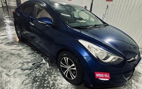 Hyundai Avante, 2011 год, 800 000 рублей, 4 фотография