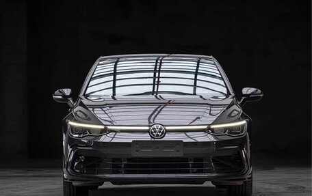 Volkswagen Golf VIII, 2022 год, 1 790 000 рублей, 2 фотография