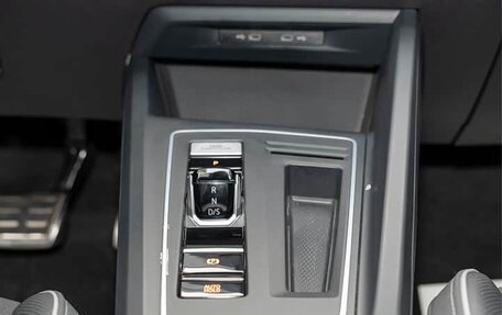 Volkswagen Golf VIII, 2022 год, 1 790 000 рублей, 14 фотография