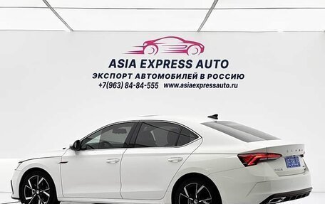 Skoda Octavia IV, 2021 год, 2 050 000 рублей, 8 фотография