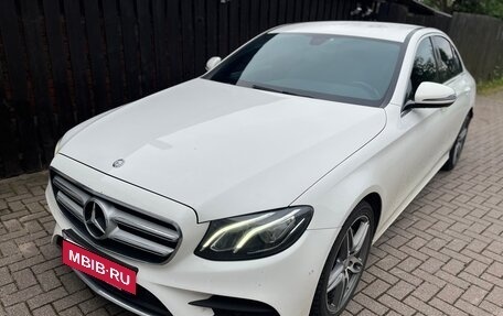 Mercedes-Benz E-Класс, 2016 год, 2 990 000 рублей, 1 фотография