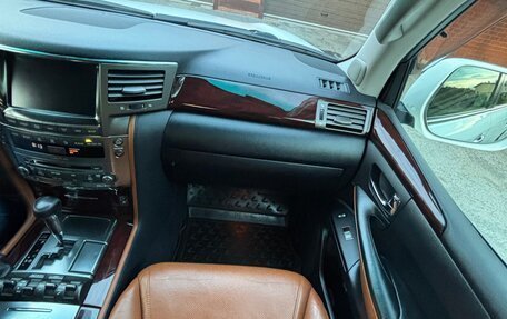 Lexus LX III, 2011 год, 4 500 000 рублей, 15 фотография