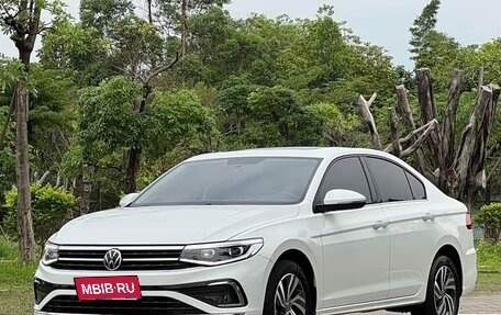 Volkswagen Bora, 2022 год, 1 363 000 рублей, 1 фотография
