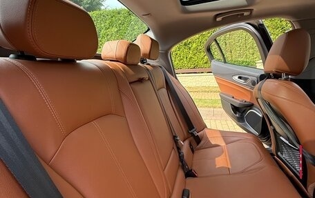 Alfa Romeo Giulia II, 2019 год, 3 940 000 рублей, 7 фотография
