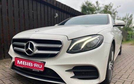 Mercedes-Benz E-Класс, 2016 год, 2 990 000 рублей, 3 фотография