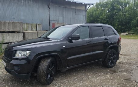 Jeep Grand Cherokee, 2011 год, 1 600 000 рублей, 2 фотография
