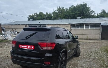 Jeep Grand Cherokee, 2011 год, 1 600 000 рублей, 3 фотография