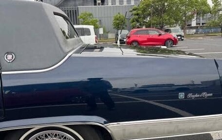 Cadillac Fleetwood I, 1991 год, 7 400 000 рублей, 15 фотография