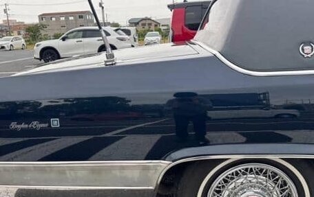 Cadillac Fleetwood I, 1991 год, 7 400 000 рублей, 17 фотография