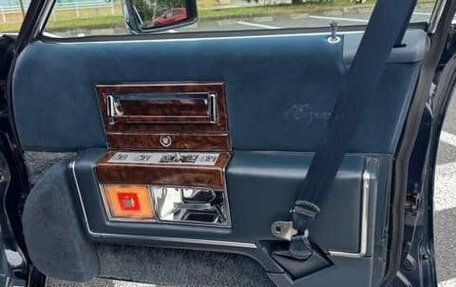 Cadillac Fleetwood I, 1991 год, 7 400 000 рублей, 27 фотография