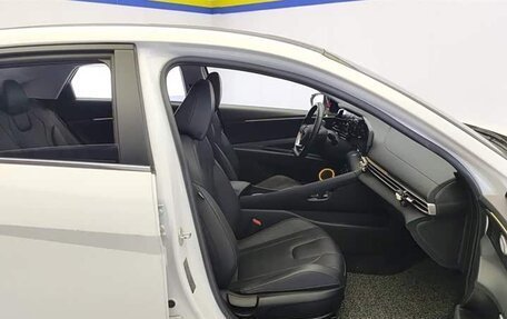 Hyundai Elantra, 2021 год, 1 270 000 рублей, 7 фотография