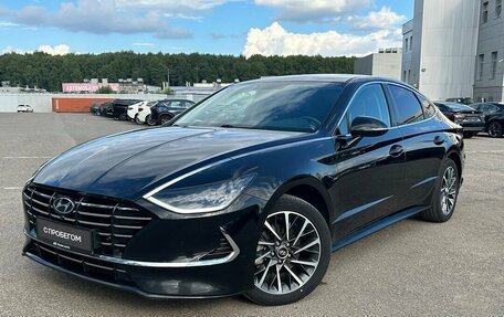 Hyundai Sonata VIII, 2021 год, 2 590 000 рублей, 2 фотография