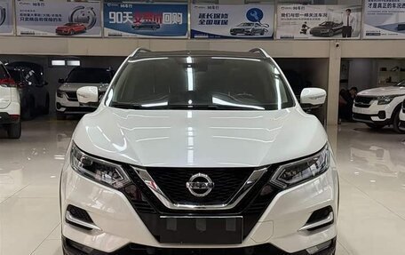 Nissan Qashqai, 2022 год, 1 890 000 рублей, 2 фотография
