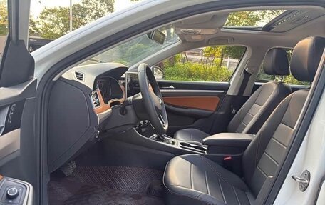 Volkswagen Bora, 2022 год, 1 402 000 рублей, 7 фотография