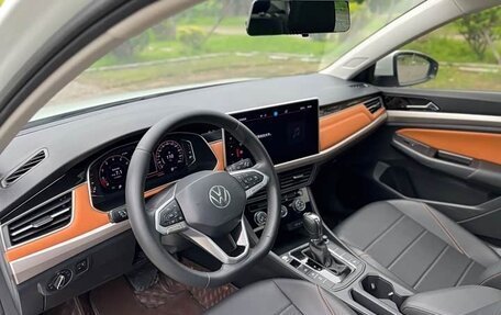 Volkswagen Bora, 2022 год, 1 363 000 рублей, 8 фотография