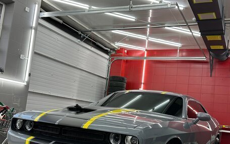 Dodge Challenger III рестайлинг 2, 2020 год, 5 100 000 рублей, 5 фотография