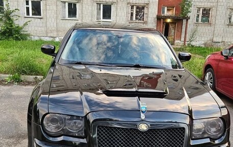 Chrysler 300C II, 2006 год, 1 000 000 рублей, 2 фотография