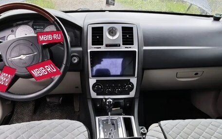 Chrysler 300C II, 2006 год, 1 000 000 рублей, 5 фотография