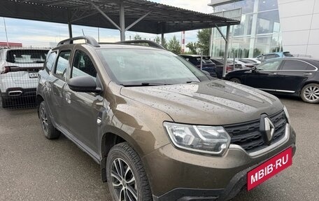Renault Duster, 2021 год, 1 599 000 рублей, 2 фотография