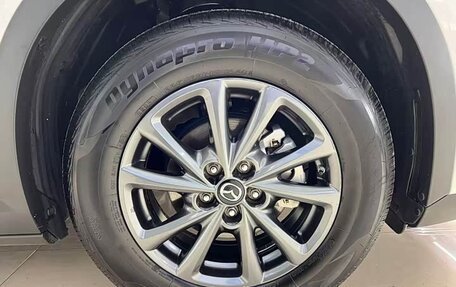 Mazda CX-4, 2023 год, 2 250 000 рублей, 21 фотография