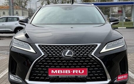 Lexus RX IV рестайлинг, 2022 год, 5 050 000 рублей, 1 фотография