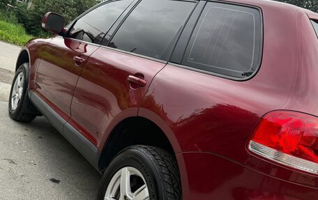 Volkswagen Touareg III, 2003 год, 725 000 рублей, 10 фотография