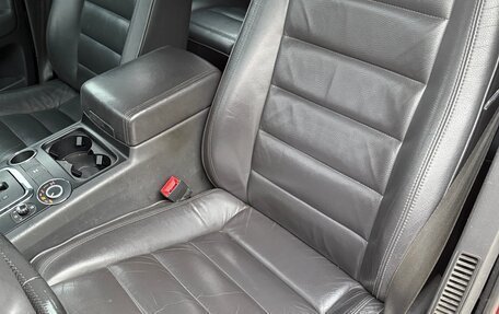 Volkswagen Touareg III, 2003 год, 725 000 рублей, 31 фотография
