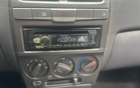 Hyundai Accent II, 2008 год, 330 000 рублей, 6 фотография