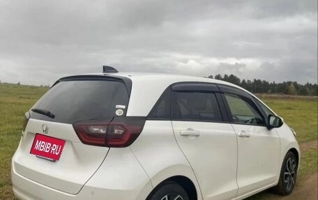 Honda Fit, 2020 год, 830 000 рублей, 7 фотография