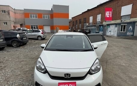 Honda Fit, 2020 год, 830 000 рублей, 9 фотография