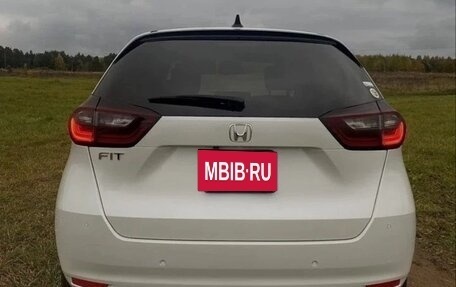 Honda Fit, 2020 год, 830 000 рублей, 6 фотография