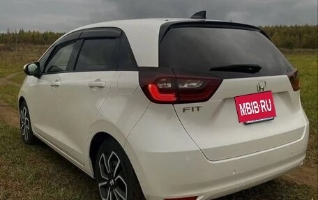 Honda Fit, 2020 год, 830 000 рублей, 5 фотография